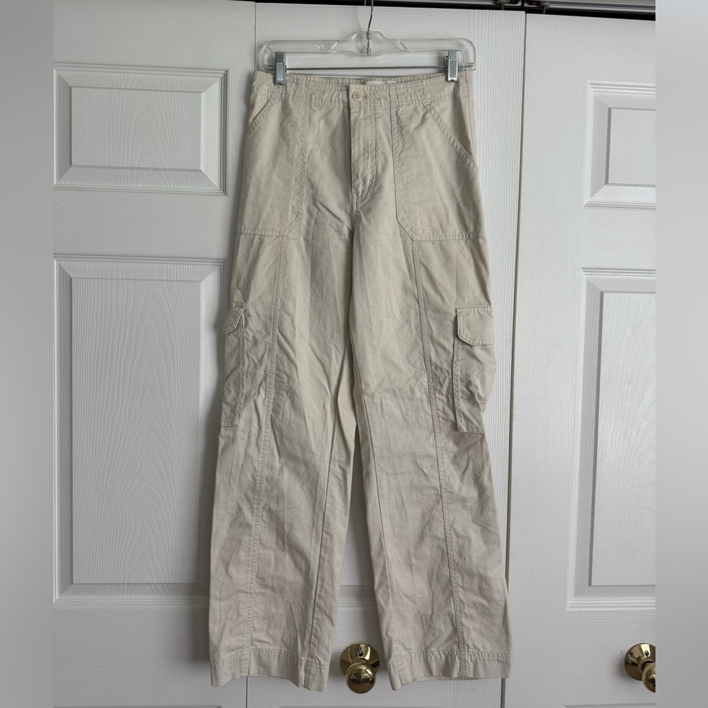 Abercrombie & Fitch Tan Cargo Pants - Size 4/27